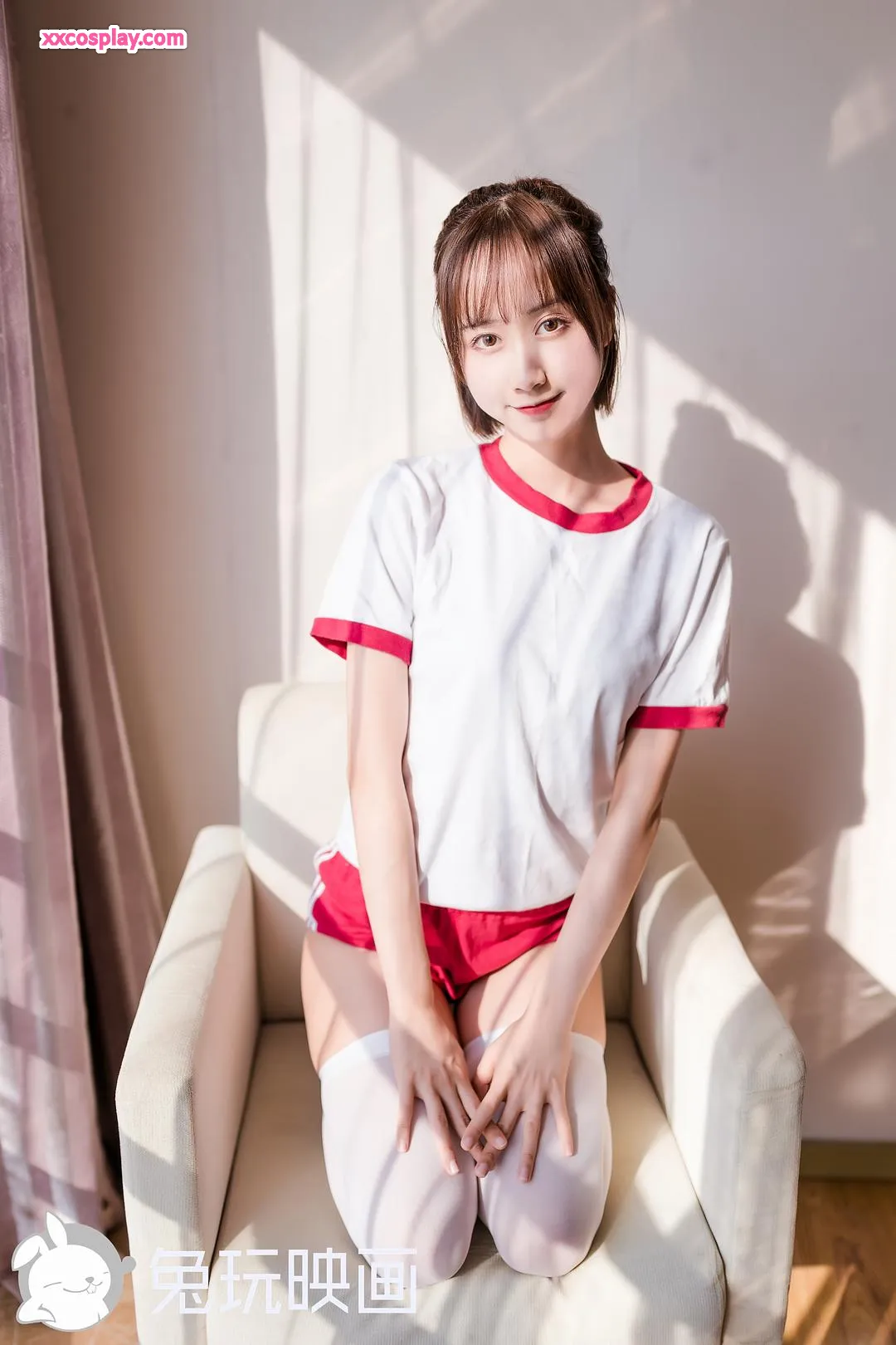 兔玩映画：甜系红色布鲁马少女